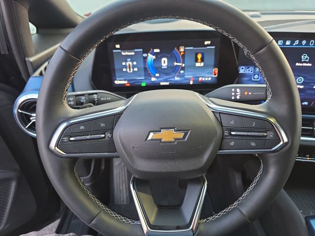 Certified 2024 Chevrolet Equinox EV LT FWD image 14