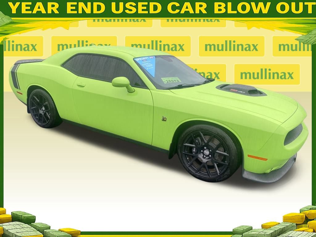Used 2015 Dodge Challenger R/T Scat Pack image 1