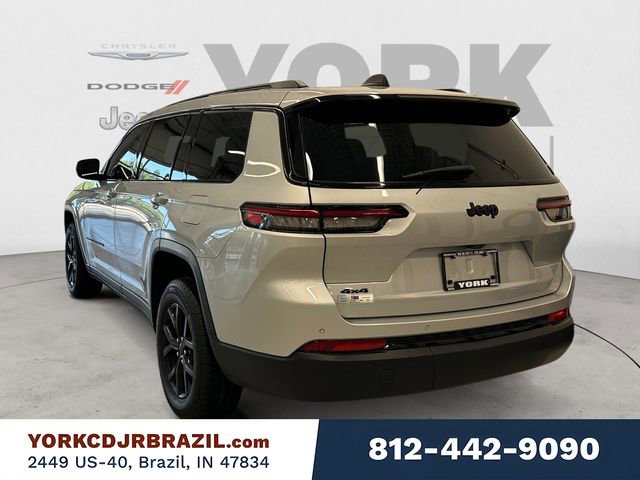 Used 2024 Jeep Grand Cherokee L Laredo AWD/4WD image 3