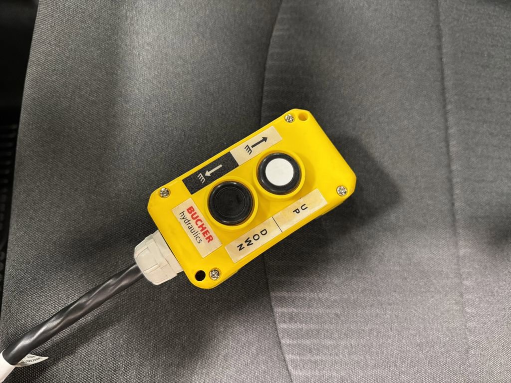 Used 2024 RAM 5500 Tradesman image 16