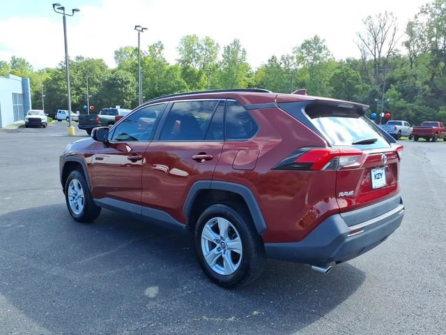 Used 2020 Toyota RAV4 XLE FWD image 5