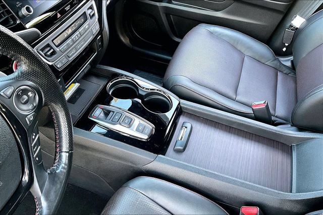 Certified 2022 Honda Ridgeline Black Edition image 18