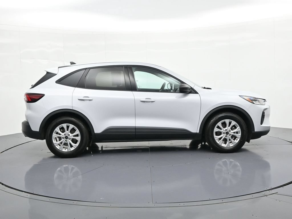 Used 2025 Ford Escape Active FWD image 5