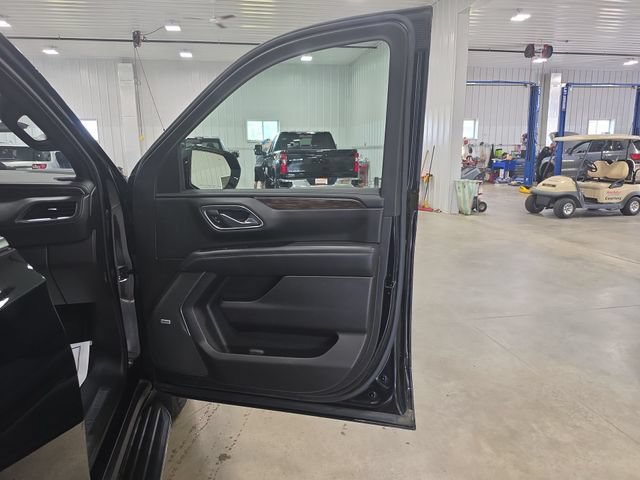 Used 2021 Chevrolet Tahoe LT AWD/4WD image 34