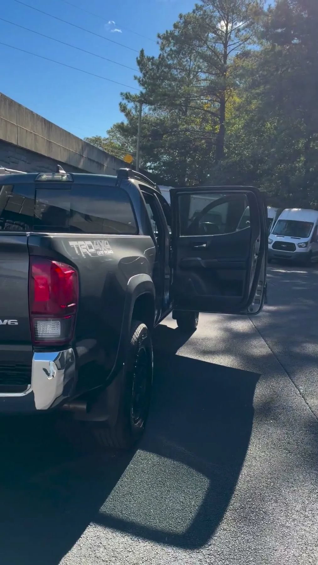 Used 2019 Toyota Tacoma TRD Off-Road AWD/4WD image 48