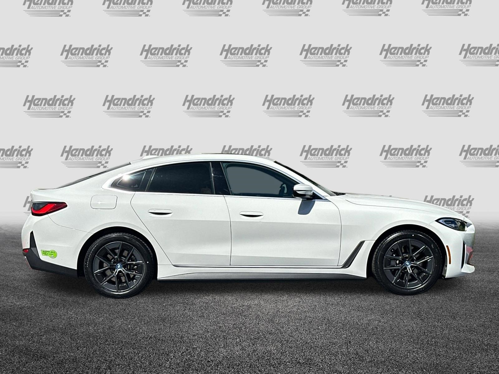 Used 2023 BMW i4 eDrive35 image 3