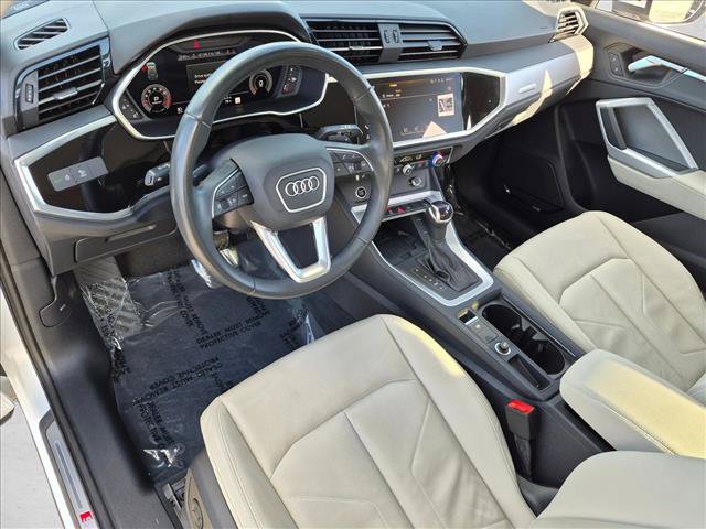 Certified 2024 Audi Q3 2.0T Premium Plus AWD/4WD image 10