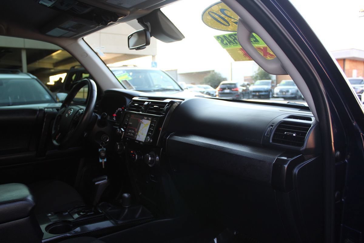 Used 2020 Toyota 4Runner TRD Off-Road w/ Wilderness Package AWD/4WD image 25