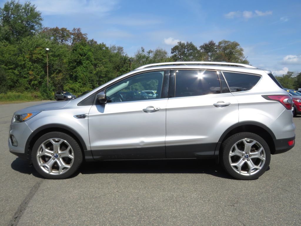 Used 2017 Ford Escape Titanium w/ Equipment Group 301A AWD/4WD image 8