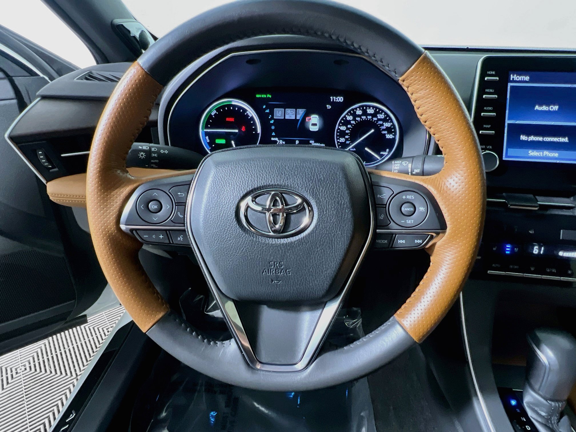 Used 2021 Toyota Avalon Limited w/ Advanced Safety Package FWD image 18