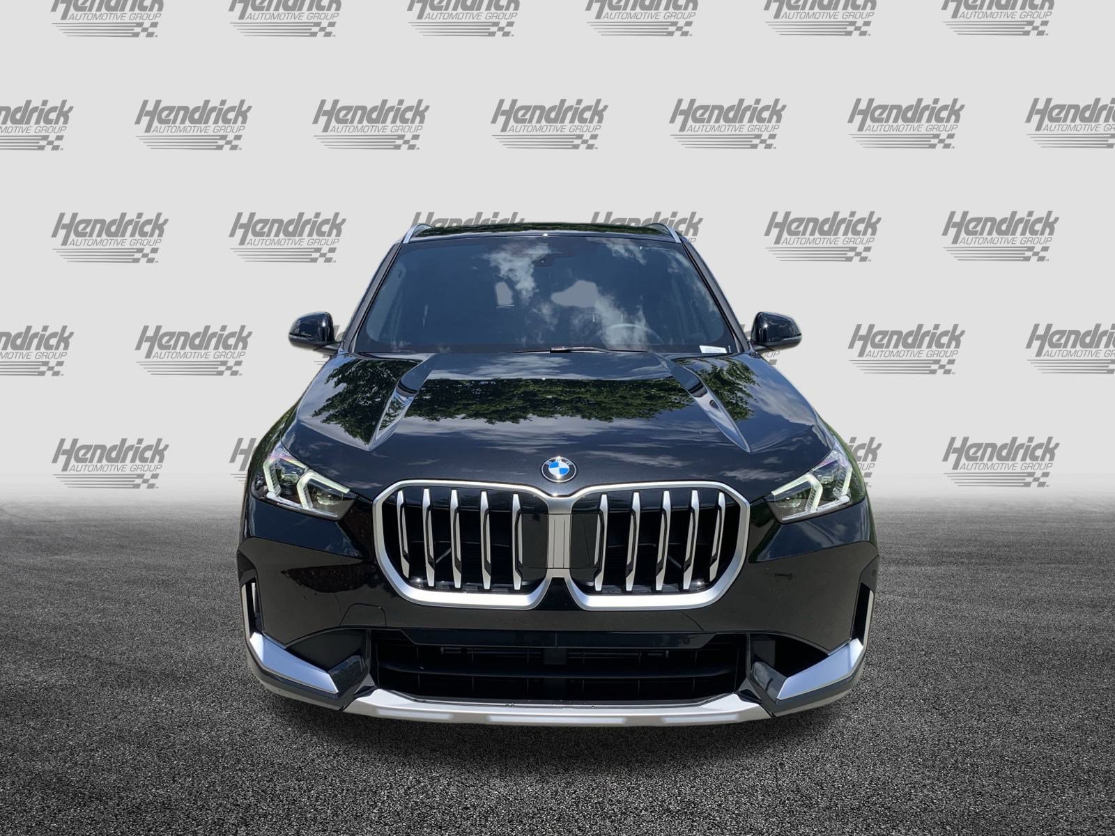 Used 2025 BMW X1 xDrive28i w/ Convenience Package image 3