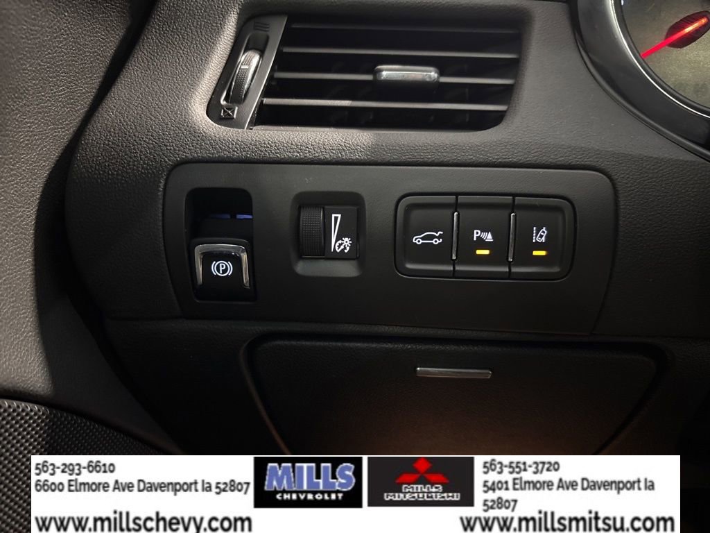 Used 2019 Chevrolet Impala Premier w/ Premier Confidence Package image 25