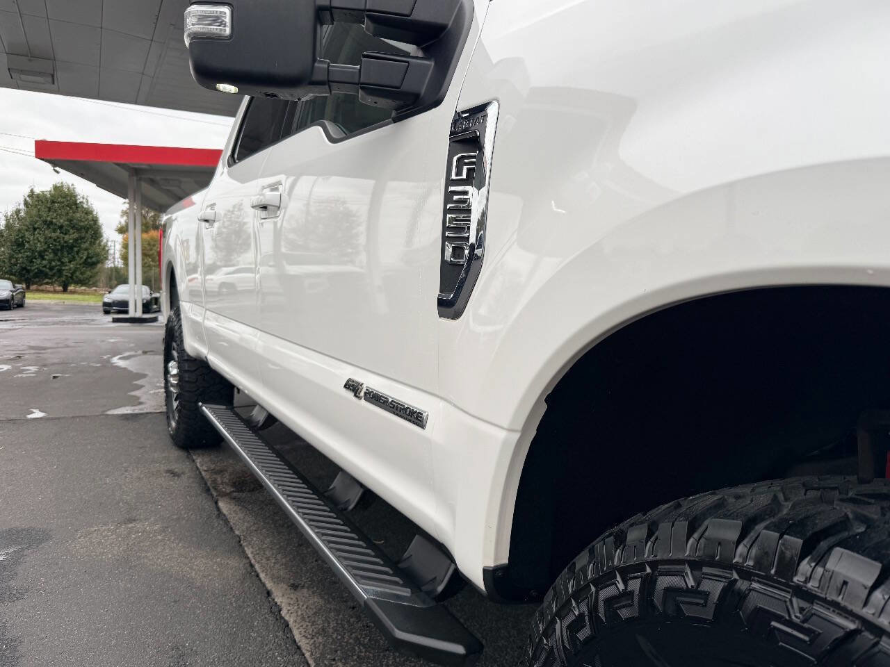 Used 2017 Ford F350 Lariat w/ FX4 Off-Road Package image 17