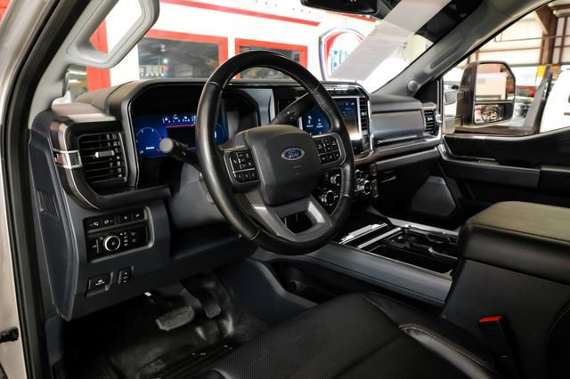 Used 2024 Ford F450 Lariat w/ Lariat Ultimate Package AWD/4WD image 5