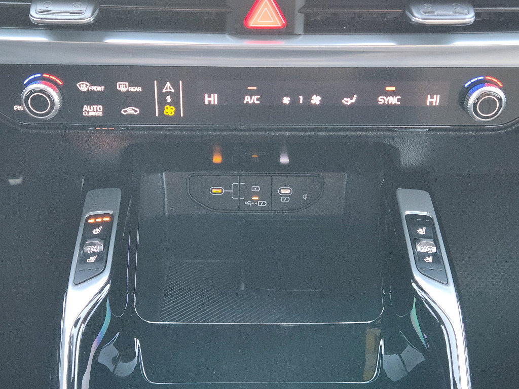 New 2026 Kia Sorento SX Prestige w/ Olive Brown Leather Package image 14