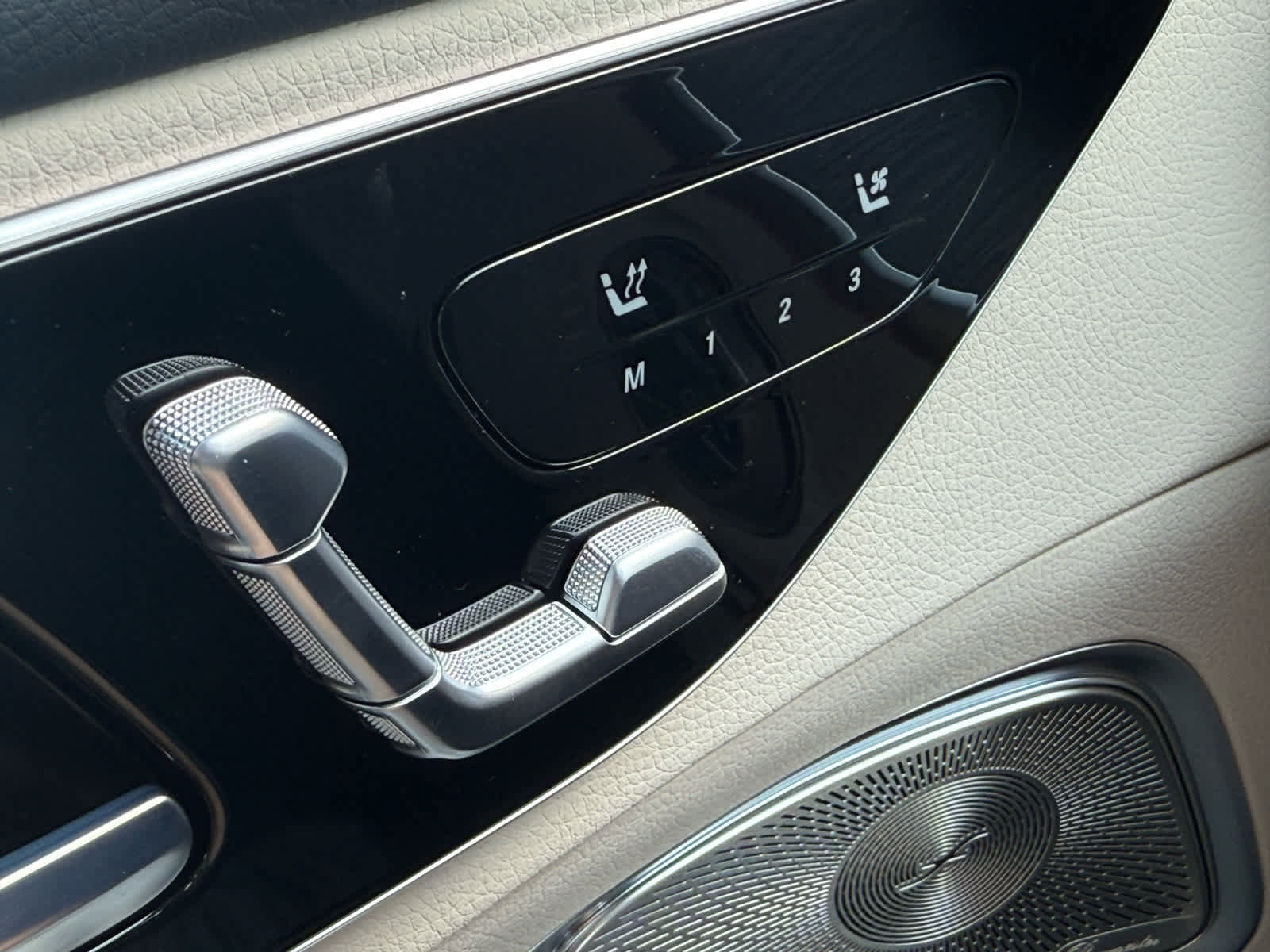 Certified 2025 Mercedes-Benz C 300 C 300 image 22