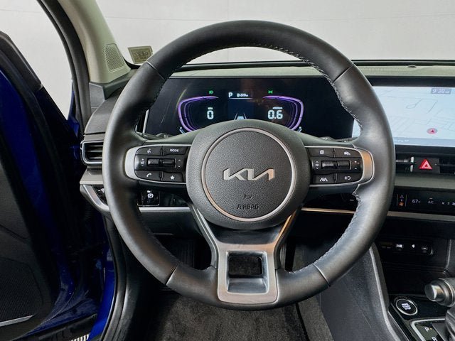 Used 2023 Kia Sportage EX AWD/4WD image 11
