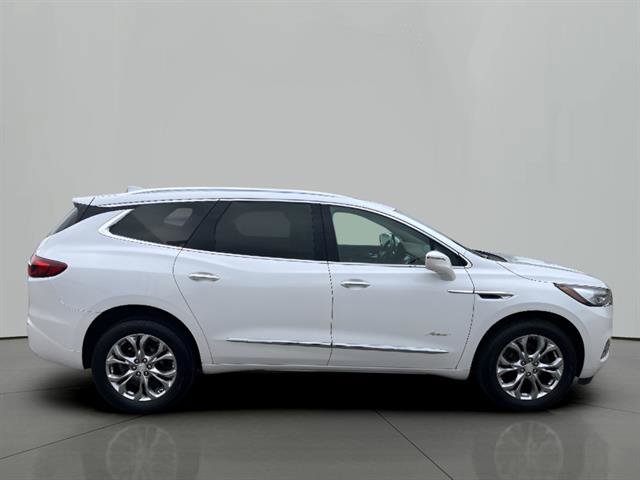 Used 2020 Buick Enclave Avenir w/ Avenir Technology Package AWD/4WD image 6