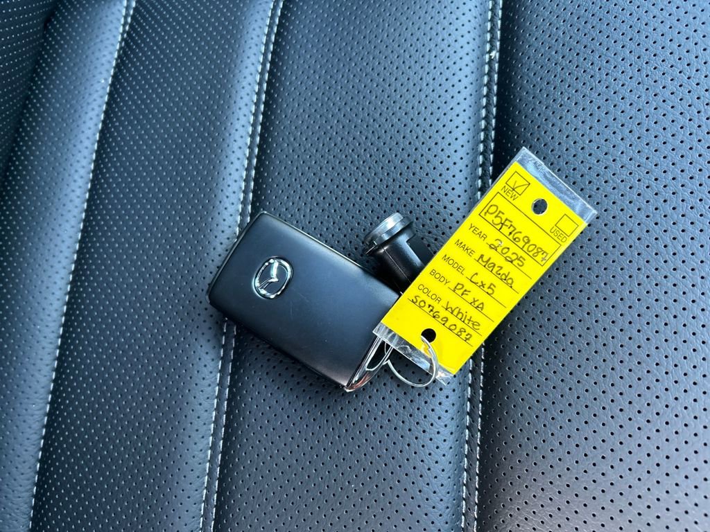 New 2025 MAZDA CX-5 AWD 2.5 S w/ Preferred Package image 31