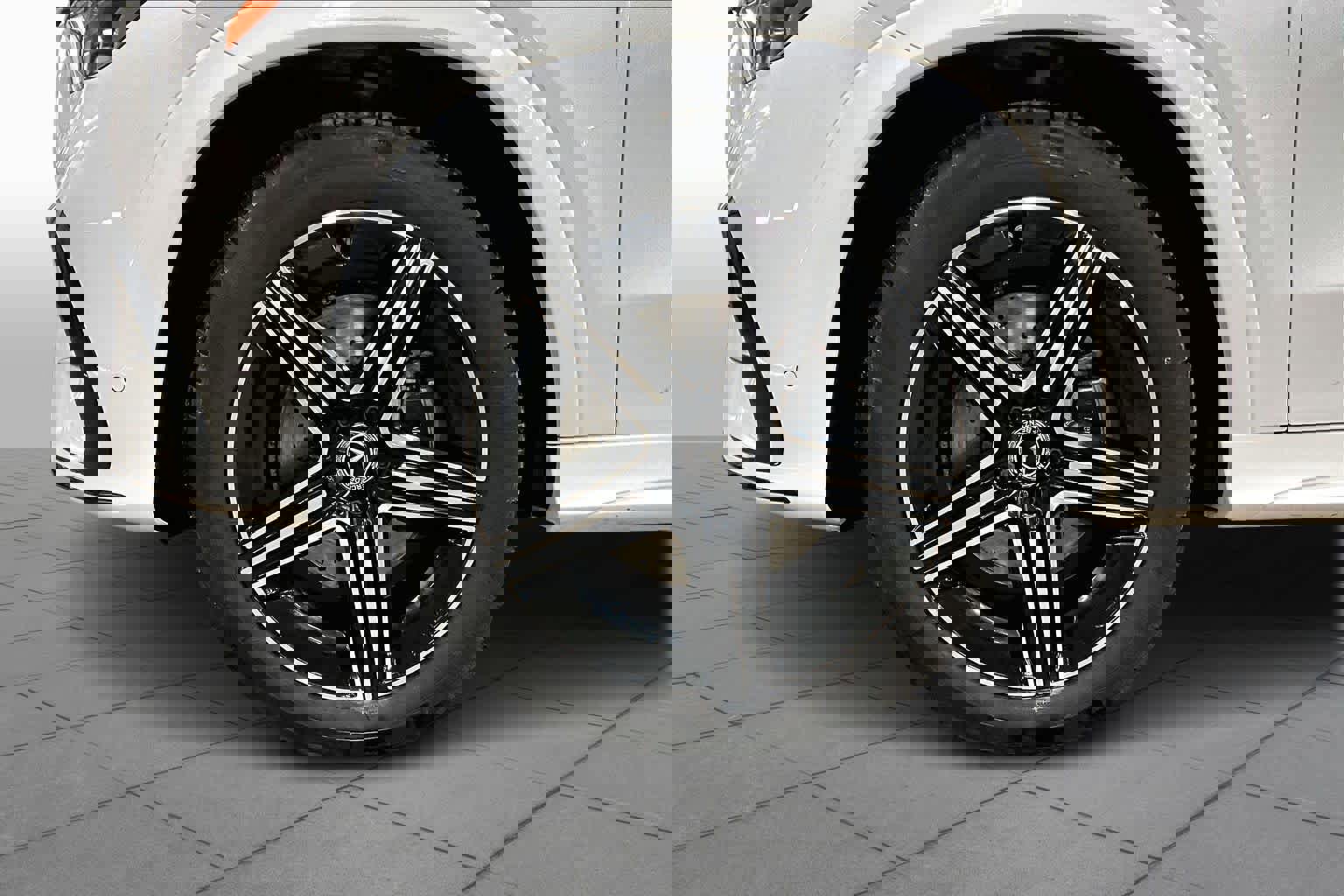 Used 2024 Mercedes-Benz GLE 450 4MATIC image 11