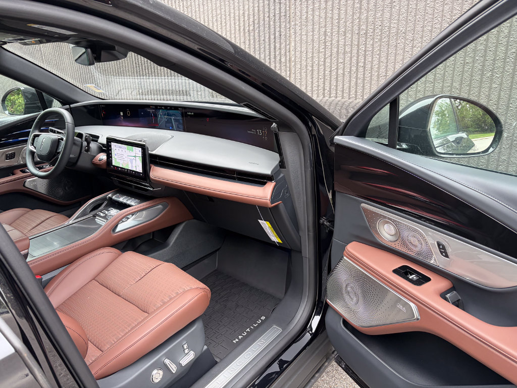 New 2026 Lincoln Nautilus Reserve AWD/4WD image 29