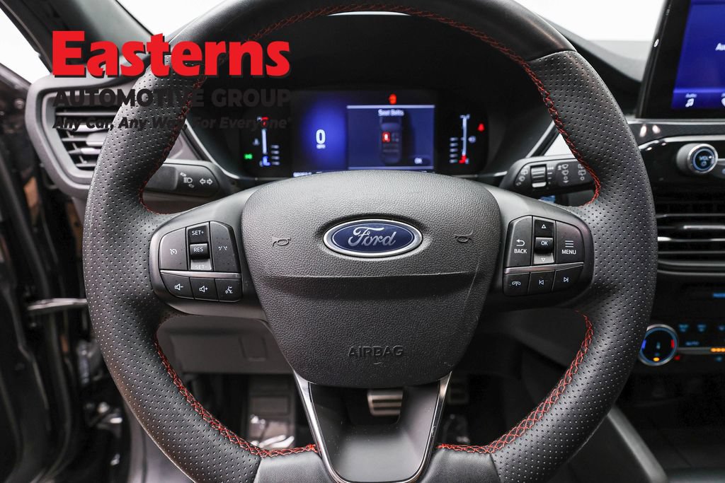 Used 2024 Ford Escape ST-Line AWD/4WD image 10