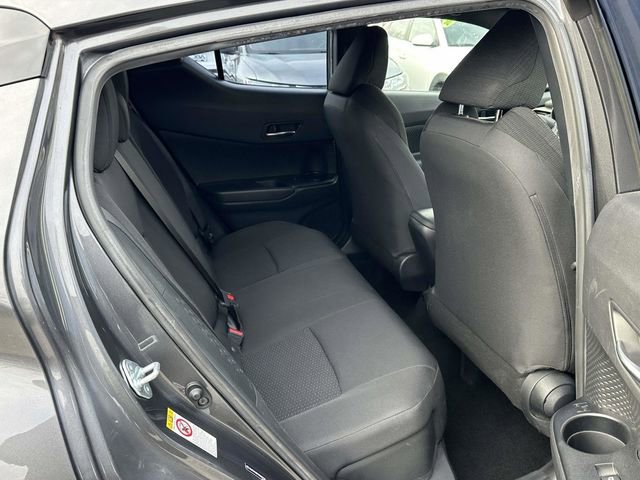 Used 2019 Toyota C-HR XLE image 20