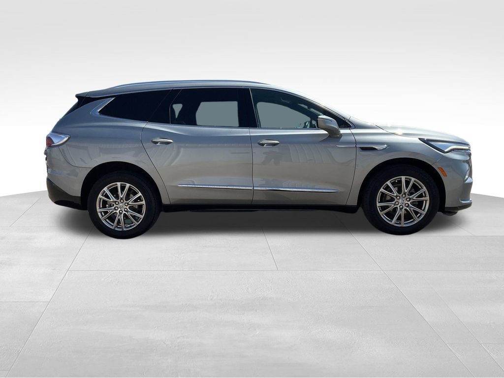 Used 2023 Buick Enclave Essence w/ Experience Buick Package AWD/4WD image 26