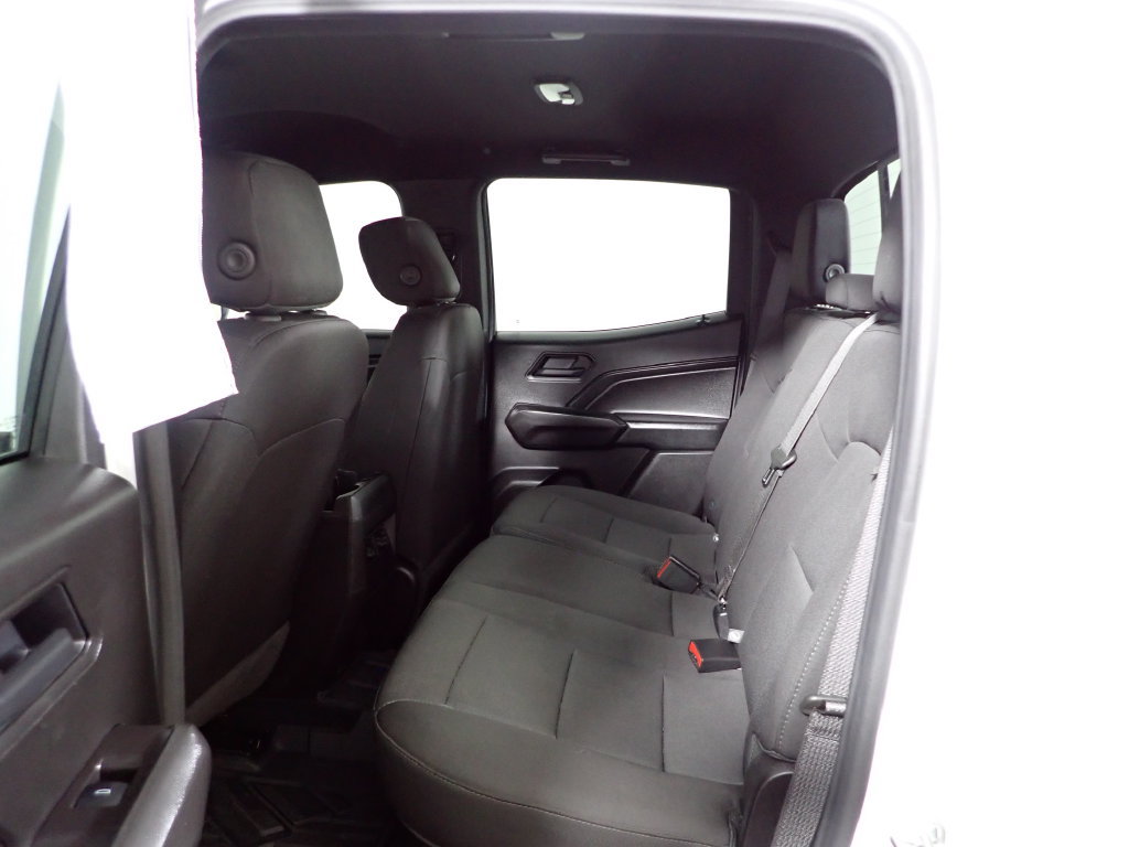 Used 2025 Chevrolet Colorado W/T AWD/4WD image 31
