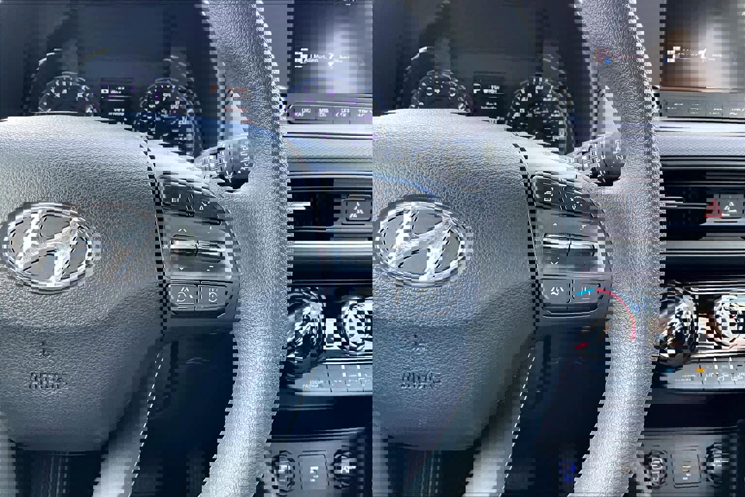 Certified 2023 Hyundai Kona SEL image 23