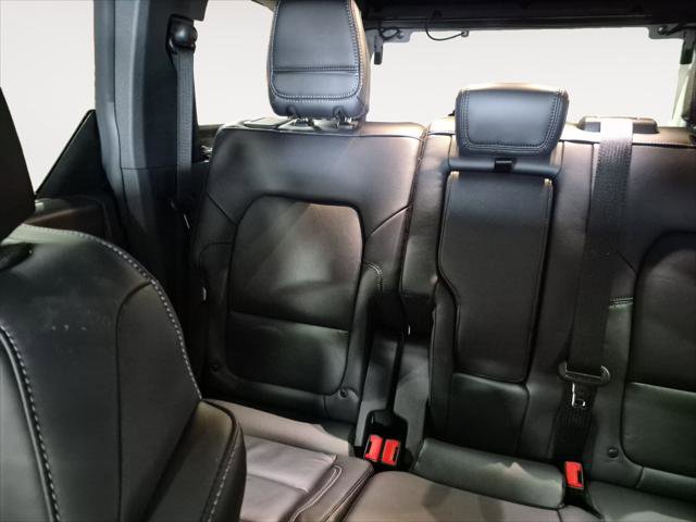 New 2025 Ford Bronco Outer Banks w/ Sasquatch Package image 16