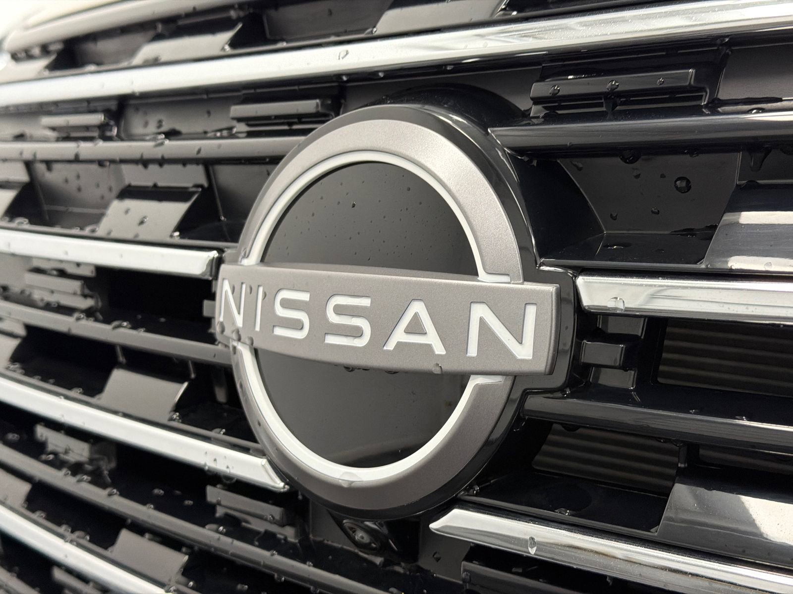 Used 2026 Nissan Rogue Platinum w/ Platinum Premium Package image 14