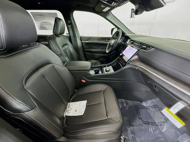 New 2025 Jeep Grand Cherokee L Limited image 29