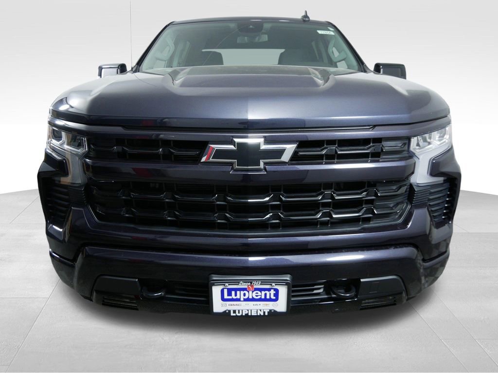 Used 2023 Chevrolet Silverado 1500 RST AWD/4WD image 3