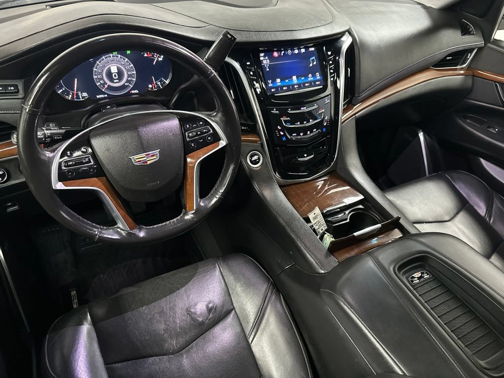 Used 2019 Cadillac Escalade ESV Premium Luxury AWD/4WD image 12