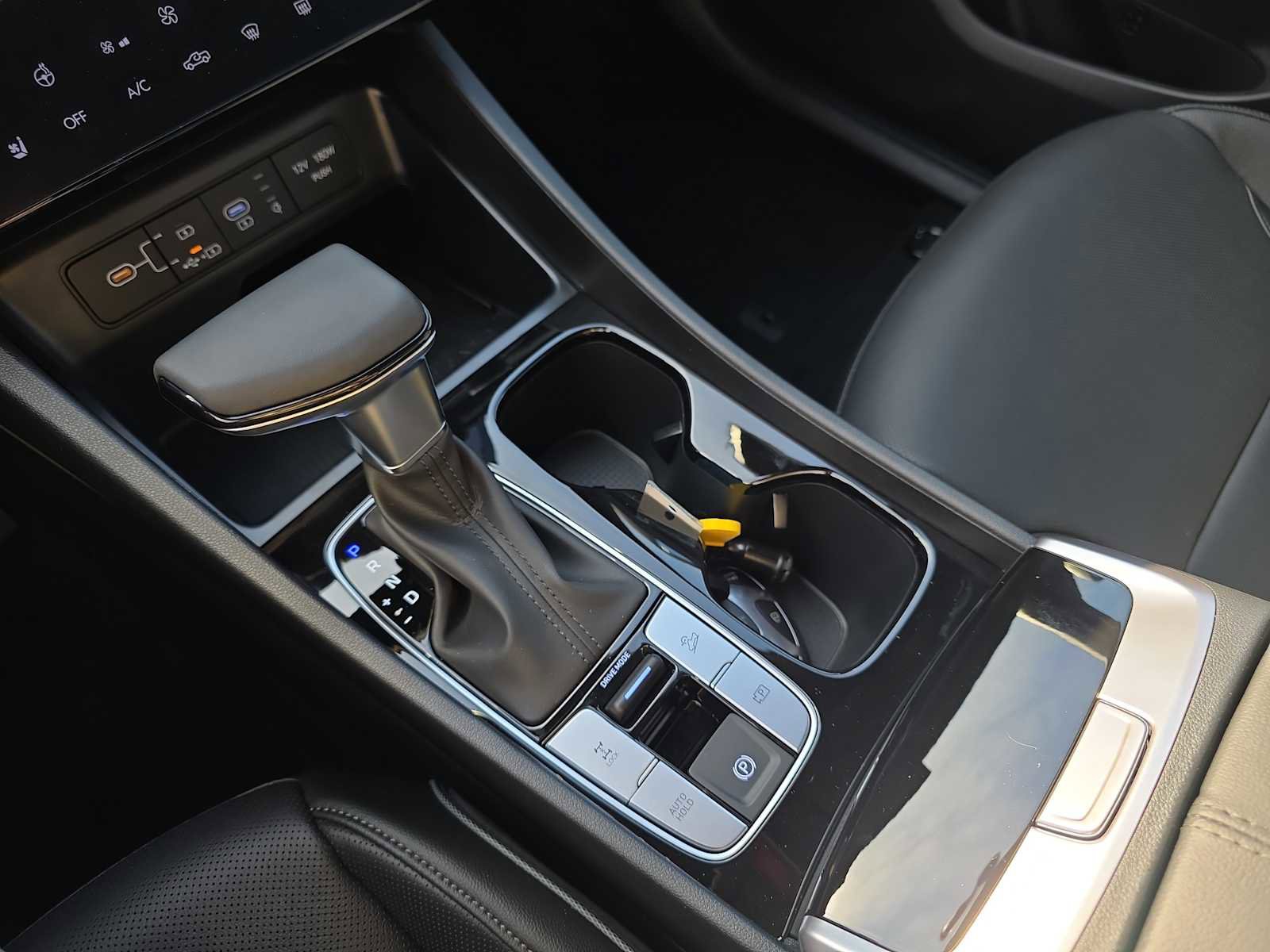 New 2026 Hyundai Santa Cruz Limited image 14