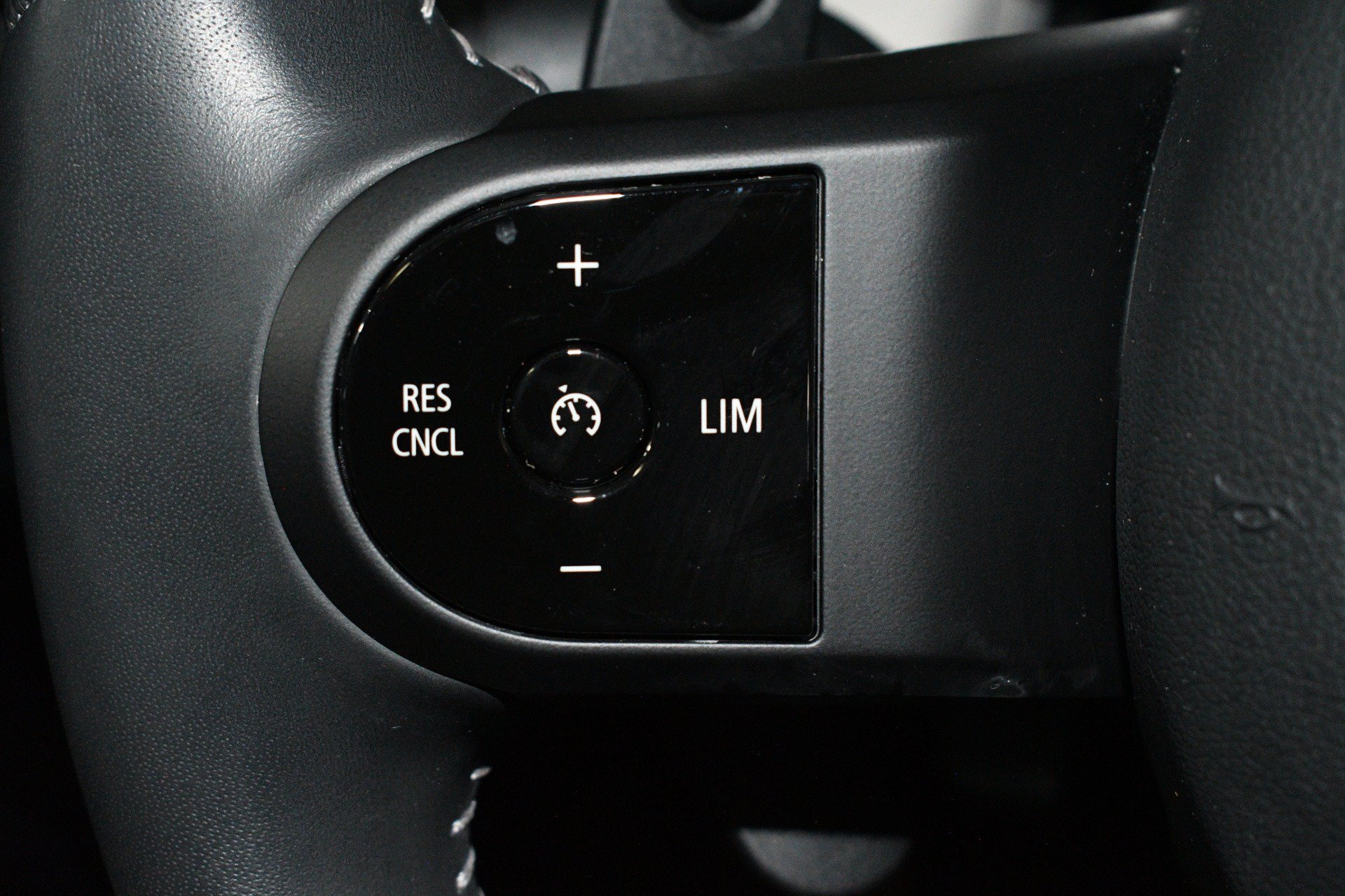 Used 2023 MINI Cooper S FWD image 29