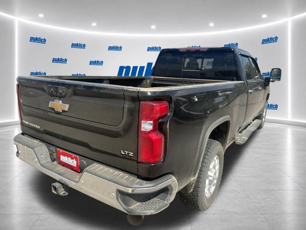 Certified 2022 Chevrolet Silverado 3500 LTZ w/ LTZ Convenience Package AWD/4WD image 7