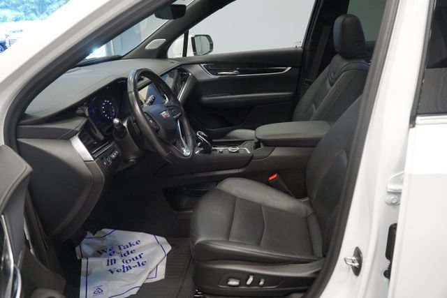 Certified 2023 Cadillac XT6 Premium Luxury w/ Technology Package AWD/4WD image 16