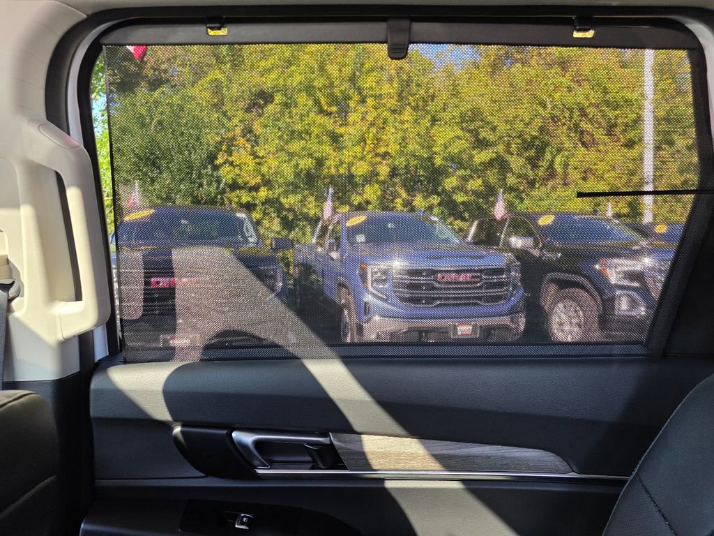 Used 2022 Kia Telluride EX w/ EX Premium Package image 16