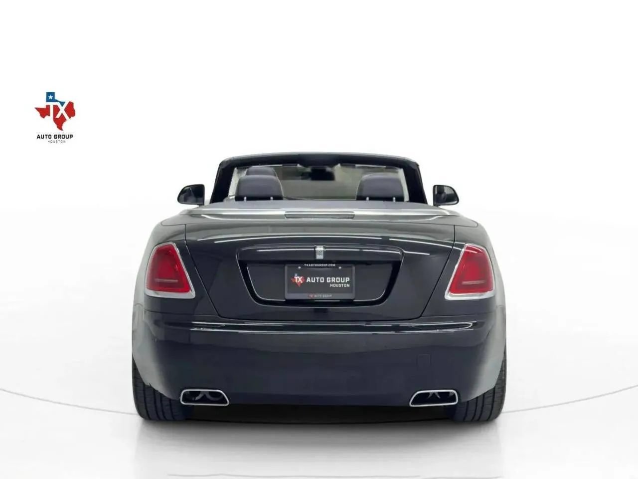 Used 2017 Rolls-Royce Dawn RWD image 6
