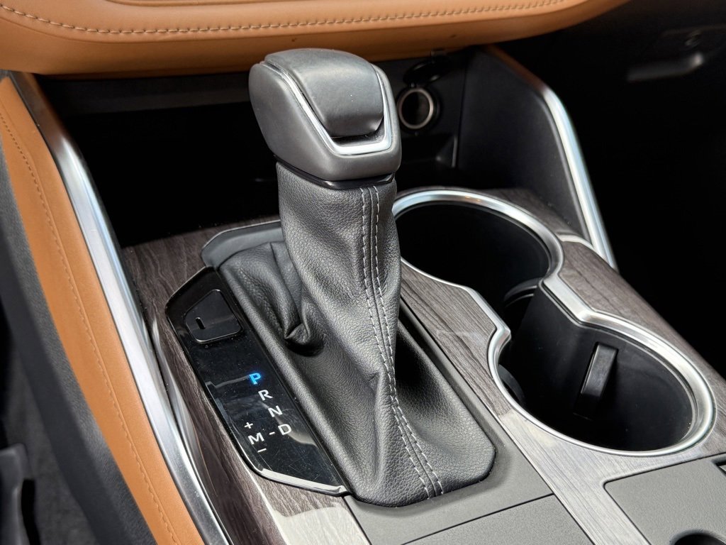 Used 2023 Toyota Highlander Platinum image 28