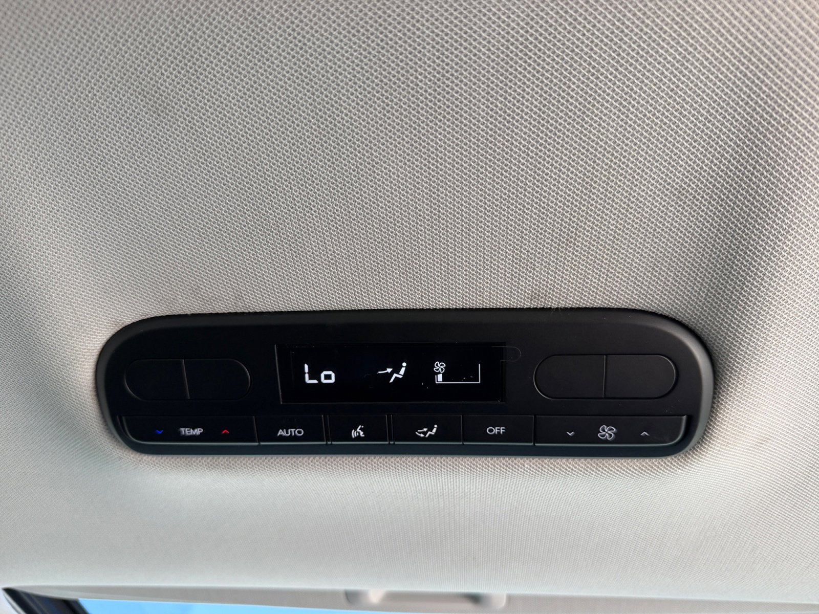 Used 2026 Hyundai Palisade SEL image 32