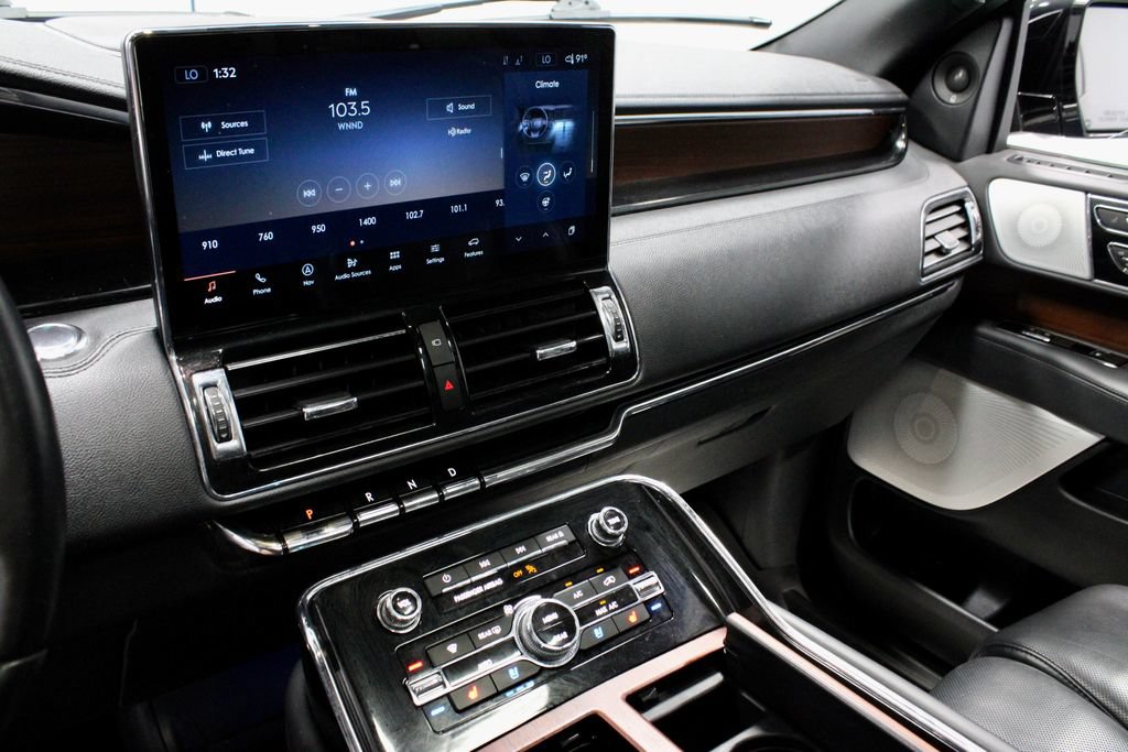 Used 2023 Lincoln Navigator L Reserve AWD/4WD image 31