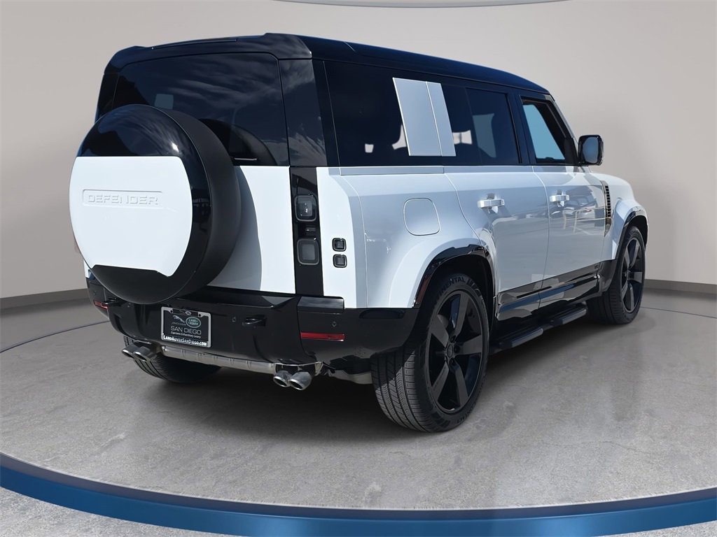 New 2026 Land Rover Defender 110 V8 image 5