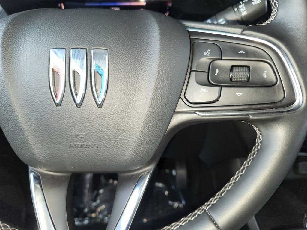 Used 2025 Buick Encore GX Preferred image 24