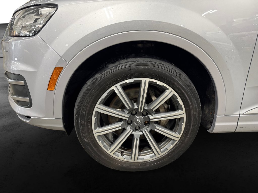 Used 2017 Audi Q7 3.0T Premium Plus AWD/4WD image 12