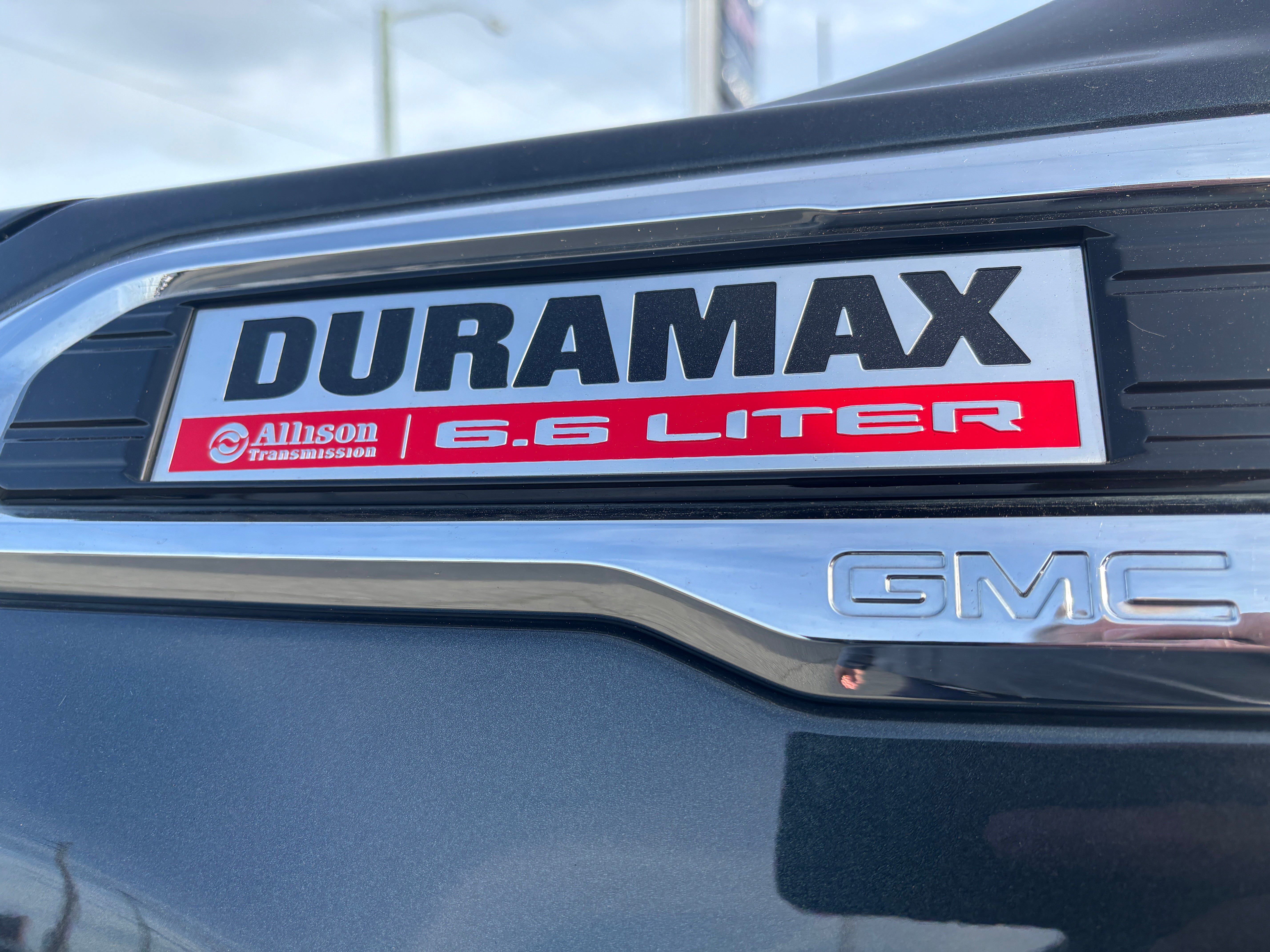 Used 2022 GMC Sierra 3500 Denali AWD/4WD image 9