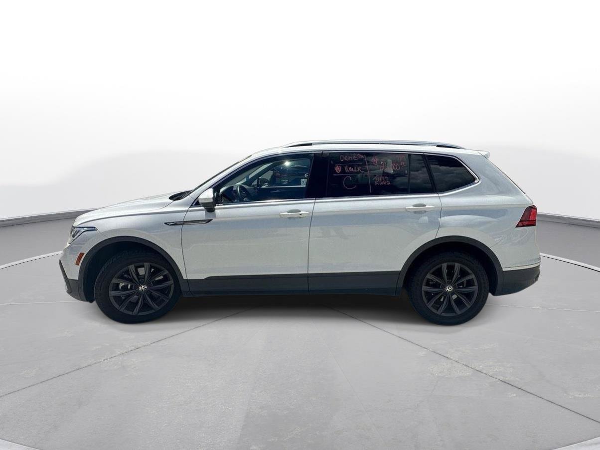 Used 2022 Volkswagen Tiguan SE FWD image 9
