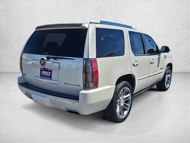 Used 2012 Cadillac Escalade Premium AWD/4WD image 5
